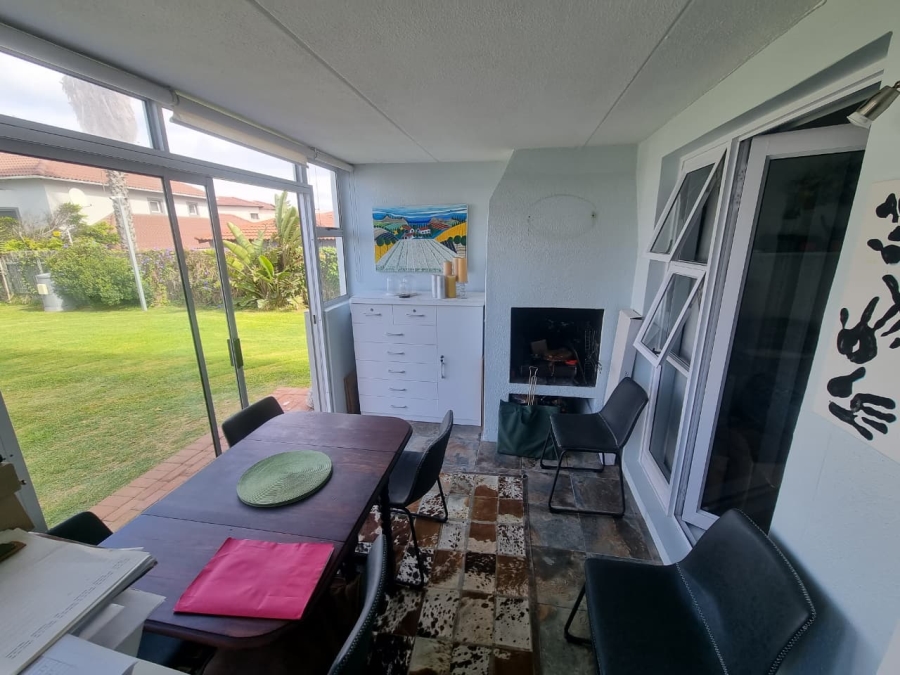 To Let 2 Bedroom Property for Rent in Big Bay Western Cape